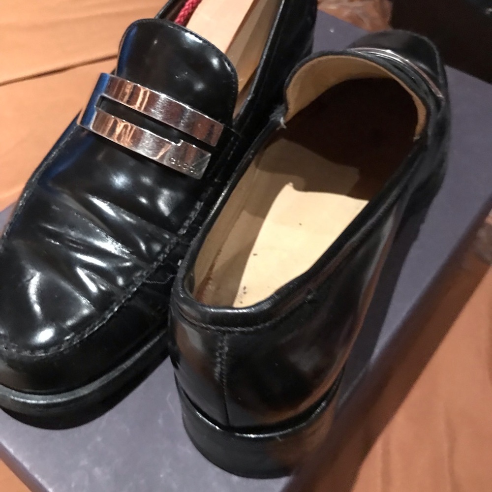 Gucci Black Patent Leather Loafers with Silver-Tone Buckle